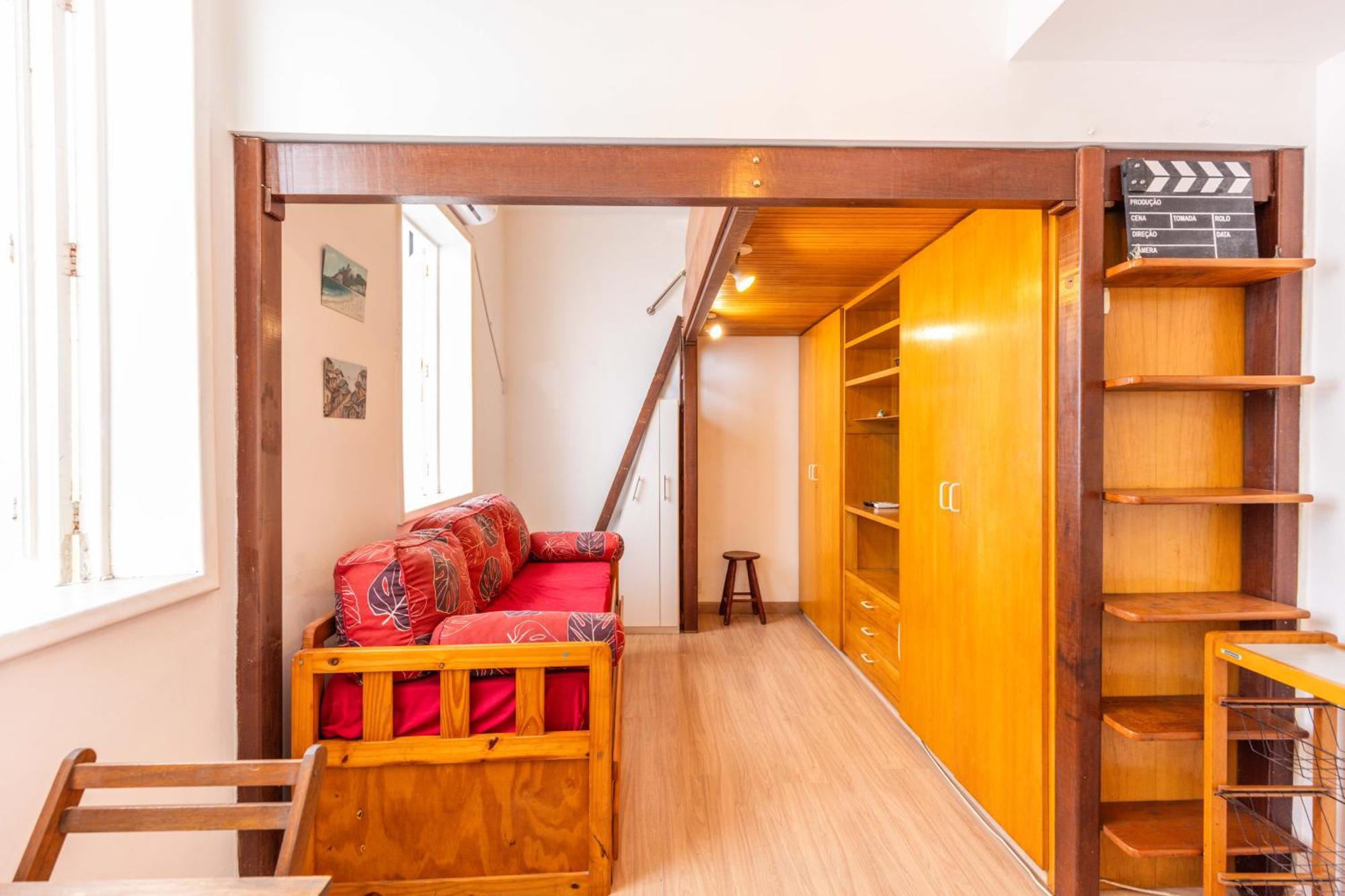 Apartamento 306 *